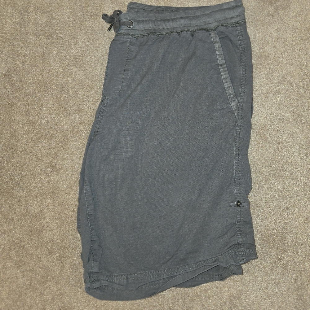 LL Bean Olive Green Ripstop Hiking Shorts